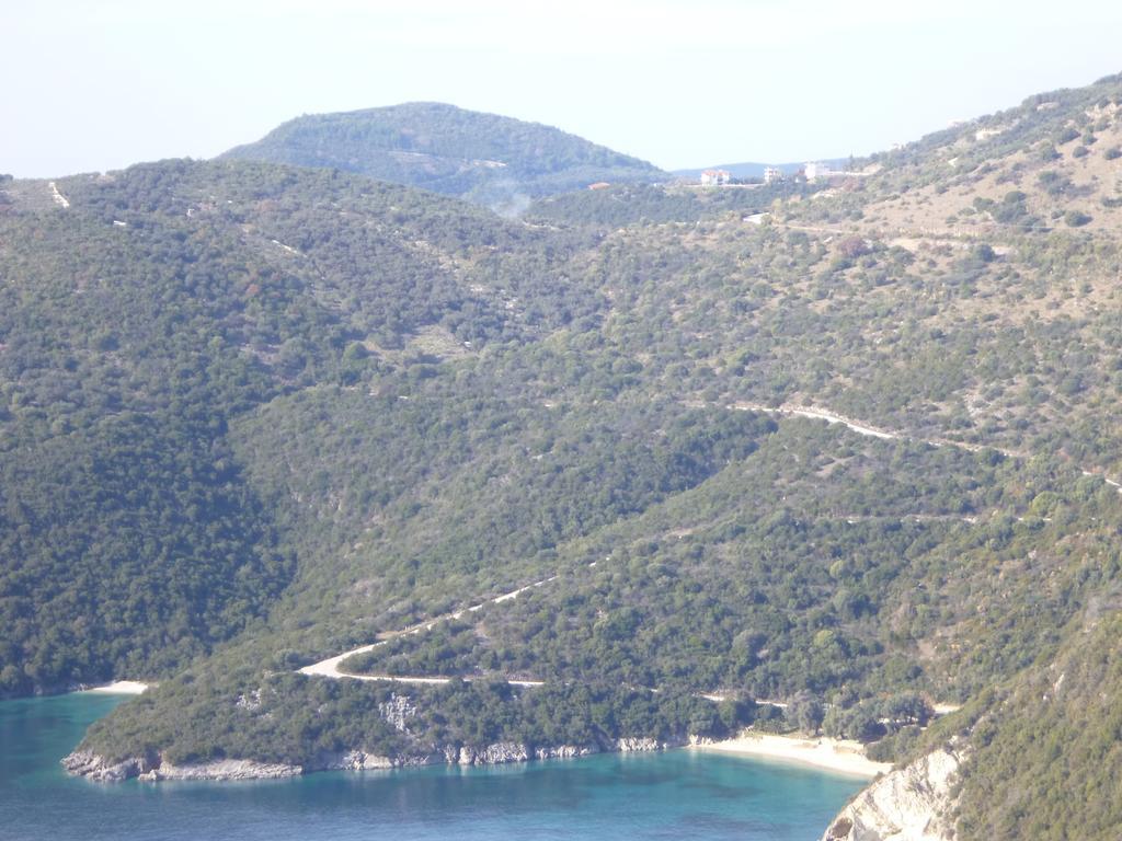 Lichnos Babis Taverna & Rooms Parga Exterior foto