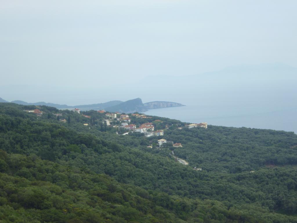Lichnos Babis Taverna & Rooms Parga Exterior foto
