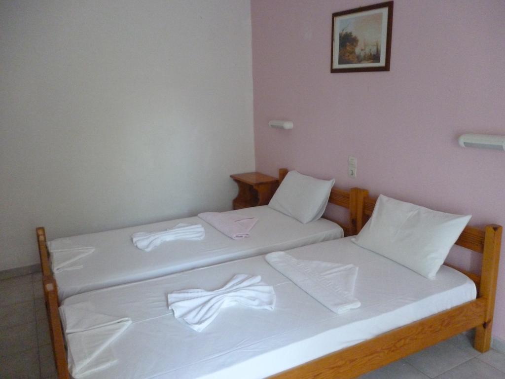 Lichnos Babis Taverna & Rooms Parga Habitación foto